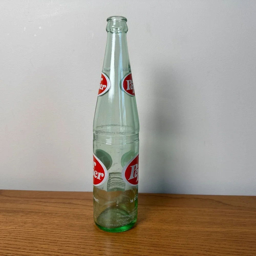 Vintage Dr Pepper‎ Glass Bottle 16 oz One Pint Green Glass Soda Collectible